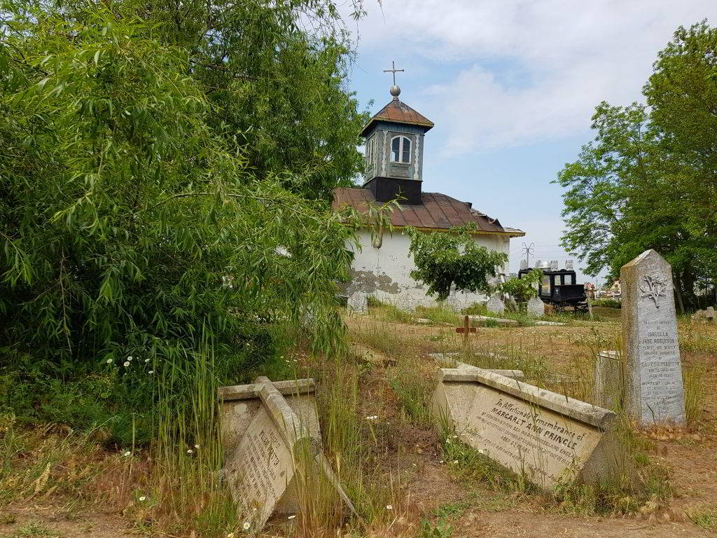 Cimitirul-multietnic-Sulina