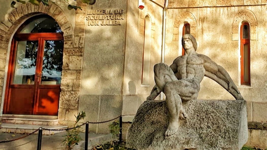 Ion Jalea, muzeul dedicat artistului care a sculptat cu o singură mână