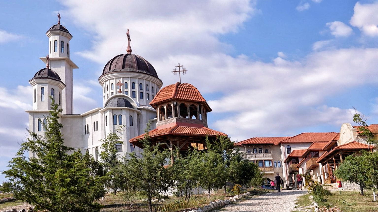Pelerinaj în Dobrogea, la Mănăstirile Sf. Ioan Casian, Efrem cel Nou, Colilia și la Cheile Dobrogei