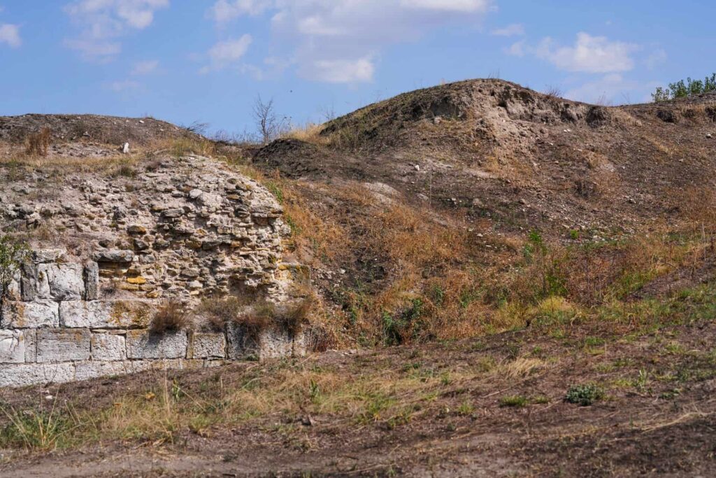 cetatea-sacidava-aliman-dunareni-rasova-fortareata-romana-limes-dunarean